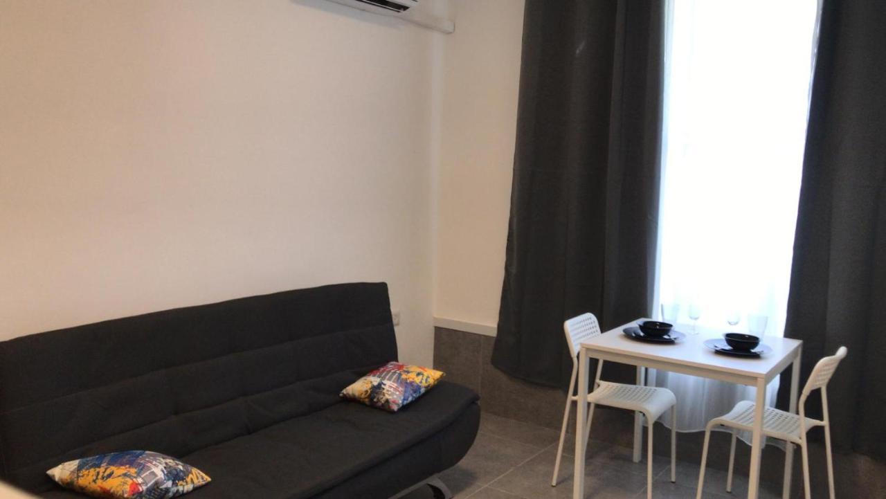 Isramax Low-Cost Apartment Near The Sea. Bat Yam Exterior photo